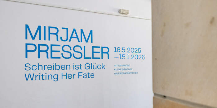 : “Schreiben ist Glück”: Wie entsteht eine Ausstellung?